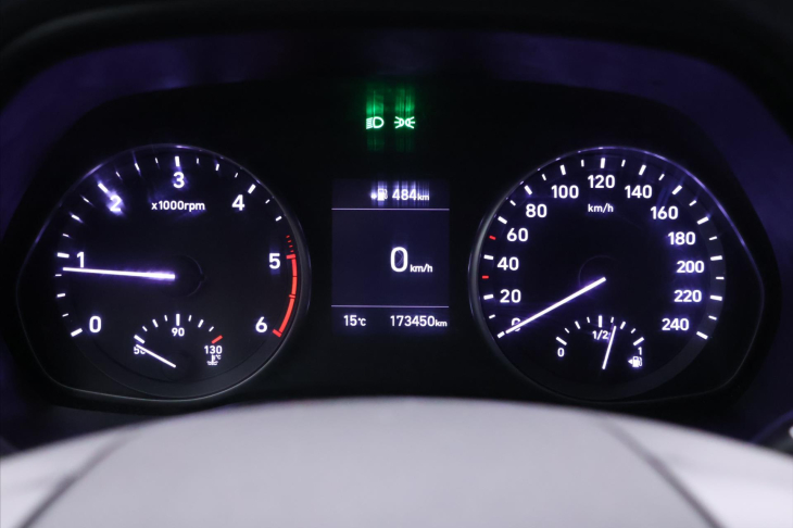 Hyundai i30 1,6 CDRi 81kW CZ Klima Tažné