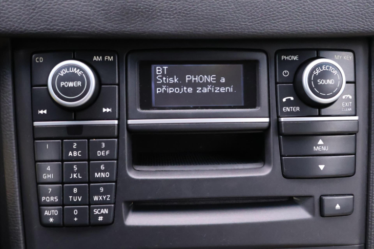 Volvo XC90 2,4 D5 147kW AWD Summum 7-Míst