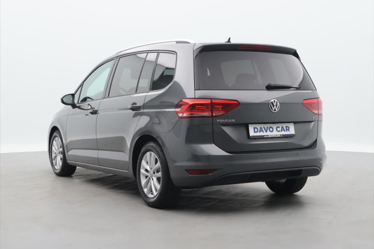 Volkswagen Touran 1,6 TDI DSG Panorama LED 1.Maj