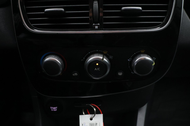 Renault Clio 1,2 16v 55kW Advantage CZ