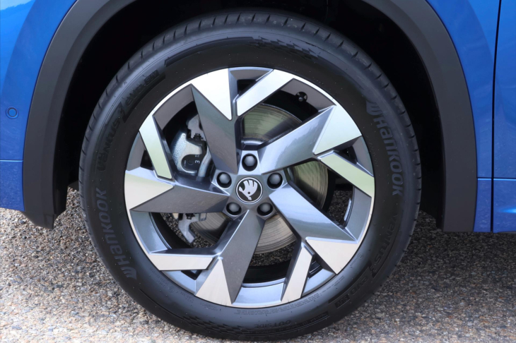 Škoda Kodiaq 2,0 TDi Sportline DSG 4x4 7-Míst