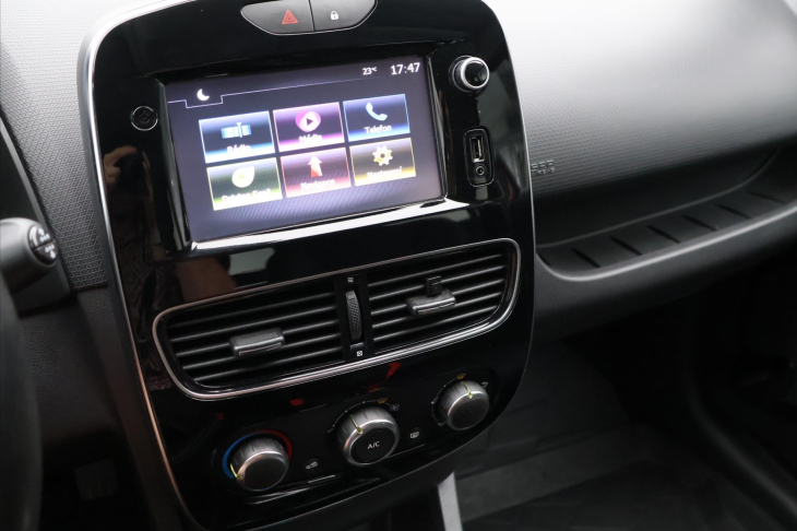 Renault Clio 1.2 TCe 87kW Intens Aut. LED