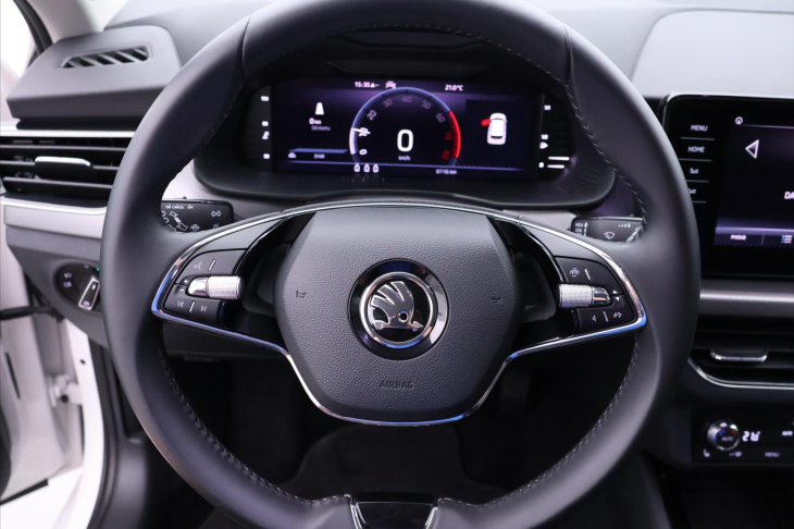 Škoda Kamiq 1,0 TSI Clever Virtual Navi DPH