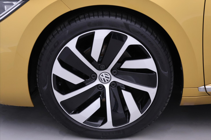 Volkswagen Arteon 2,0 TDI 140KW R-LINE DSG CZ