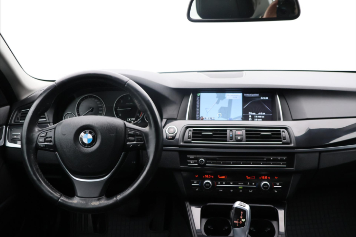 BMW Řada 5 2.0 520d 135kW Aut. Xenon Navi CZ