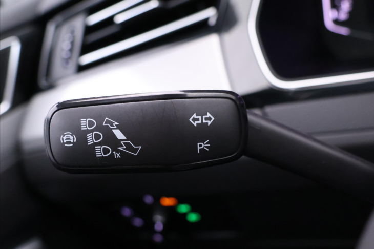 Volkswagen Passat 2,0 TDI 110kW DSG Matrix Virtual