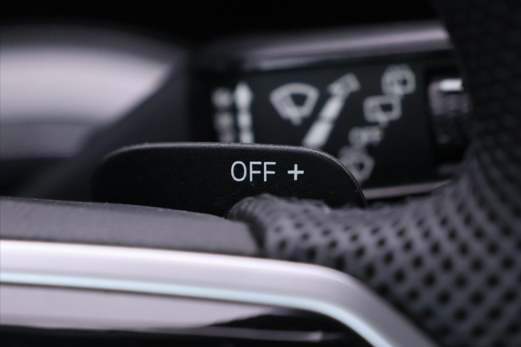 Volkswagen Touareg 3,0 TDI V6 210kW 4M CZ DPH