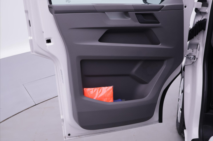 Volkswagen Transporter 2,0 TDI 110kW DR 9-Míst CZ DPH