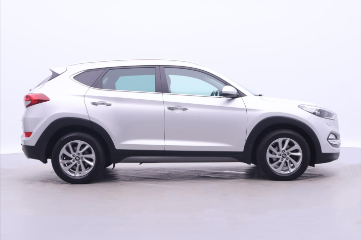 Hyundai Tucson 2,0 CRDI 100kW Aut. 4WD Style