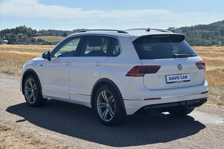 Volkswagen Tiguan 1,4 TSI DSG R-line matrix virtual
