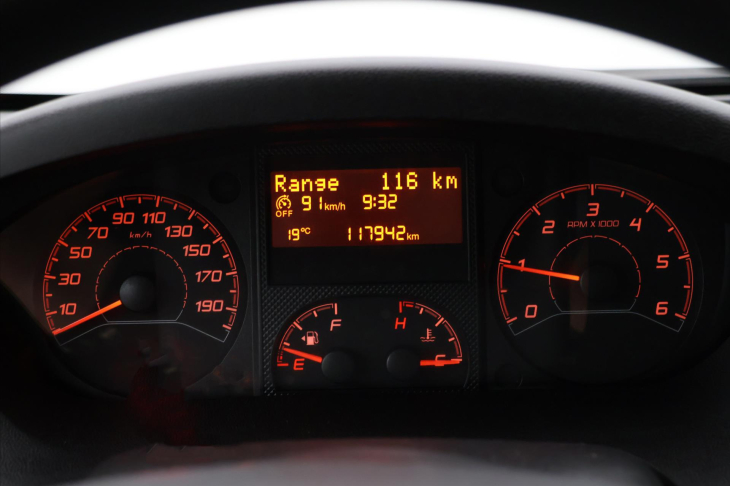 Peugeot Boxer 2,2 HDI 103kW L3H3 Tažné DPH