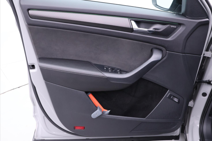 Škoda Kodiaq 1,5 TSI Sportline 7-Míst DPH