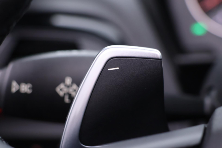 BMW Řada 2 2,0 220i 135kW Aut. Sport Line