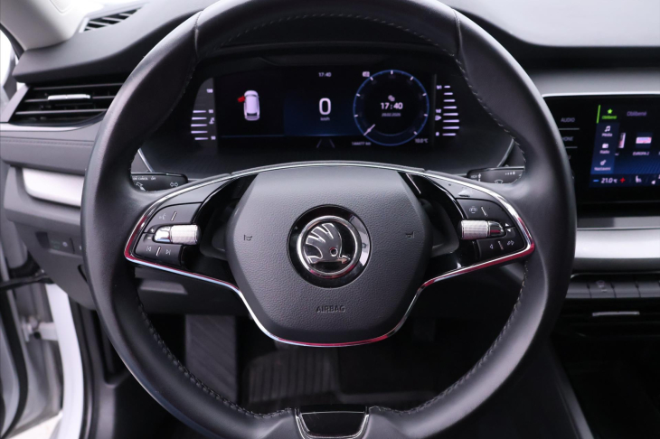 Škoda Octavia 1,0 TSI 81kW Ambition CZ DPH