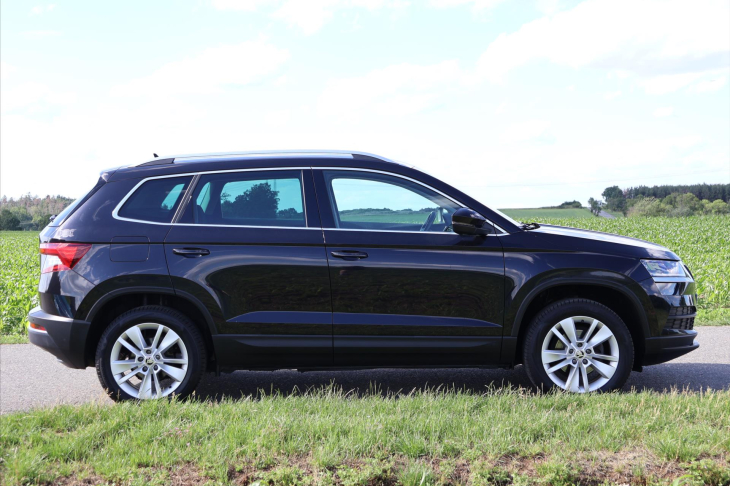 Škoda Karoq 1,0 TSI Soleil LED 1.Majitel