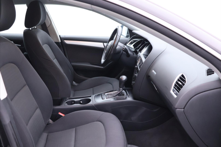 Audi A5 2,0 TDI 105kW Aut.klima CZ DPH