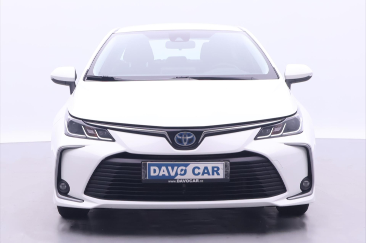 Toyota Corolla 1,8 HB Active Aut. DPH CZ 1.Maj.