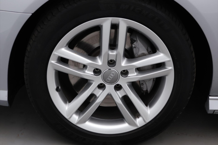 Audi A6 3.0 TDI 200kW Quattro S-Tronic DPH