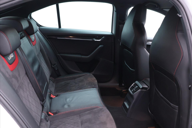 Škoda Octavia 2,0 TSI 180kW DSG 1.Maj. RS