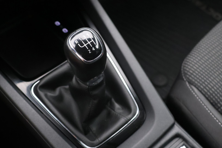 Škoda Octavia 2,0 TDI 85kW Ambition CZ DPH