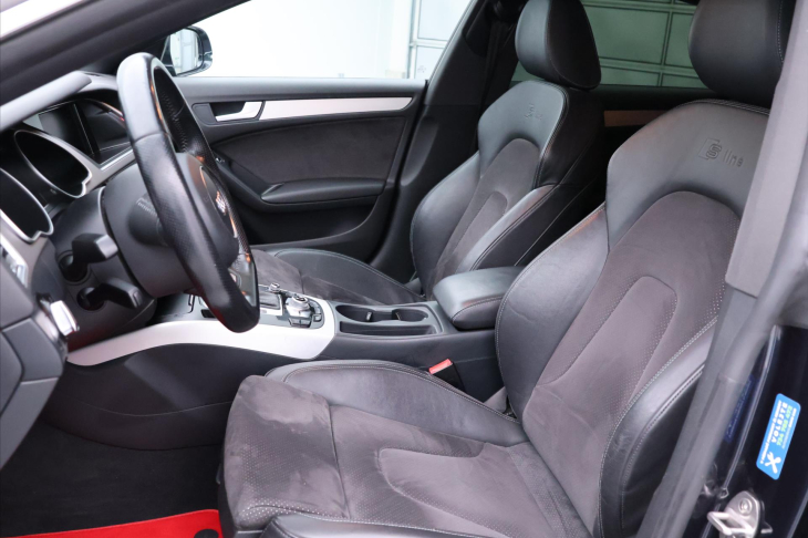 Audi A5 2,0 TFSI 155kW Quattro S-Line