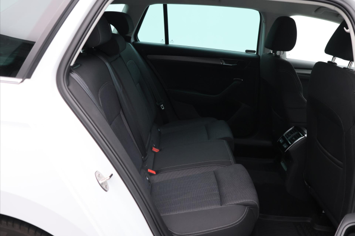 Škoda Superb 1,5 TSI 110kW Style DSG CZ DPH