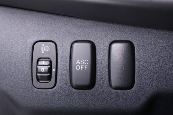 Mitsubishi Lancer 1,8 i 105kW Aut.klima