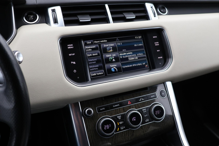 Land Rover Range Rover Sport 3,0 SDV6 215kW Kůže Kamera CZ