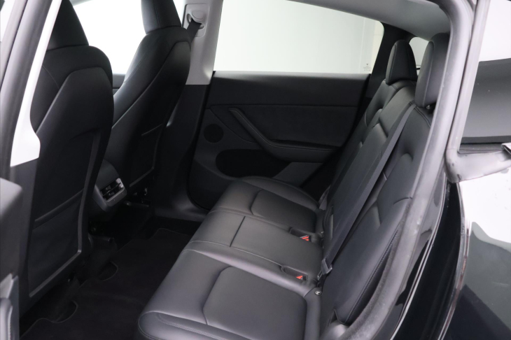Tesla Model Y Long Range AWD CZ SoH 92%
