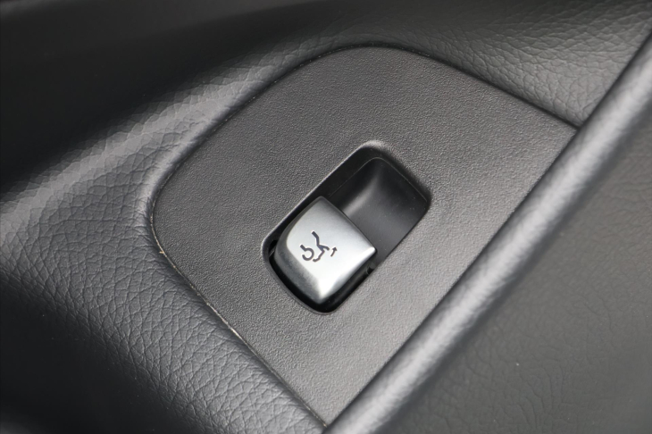 Mercedes-Benz Třídy E 4,0 63S 4MATIC+ 450kW AMG DPH