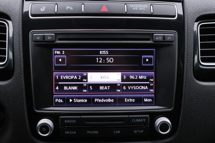 Volkswagen Touareg 3,0 TDI 193kW 4x4  Tažné CZ