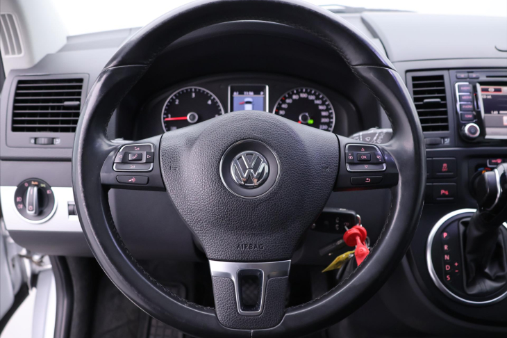Volkswagen Multivan 2,0 TDI DSG 4M CZ Highline
