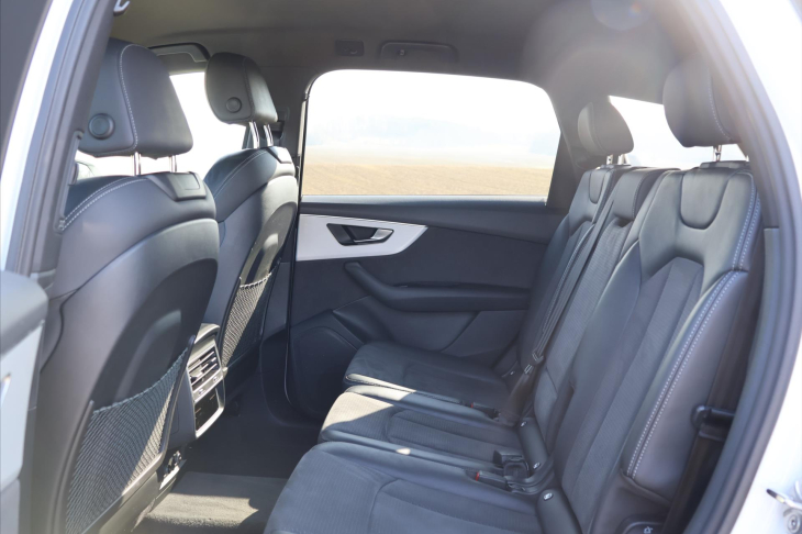 Audi Q7 3,0 TDI quattro tiptronic S line