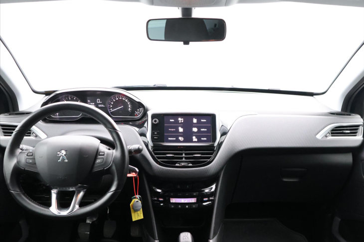 Peugeot 2008 1,2 PT 110k Active Klima CZ