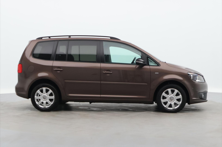 Volkswagen Touran 2,0 TDI 103kW DSG Match Panorama