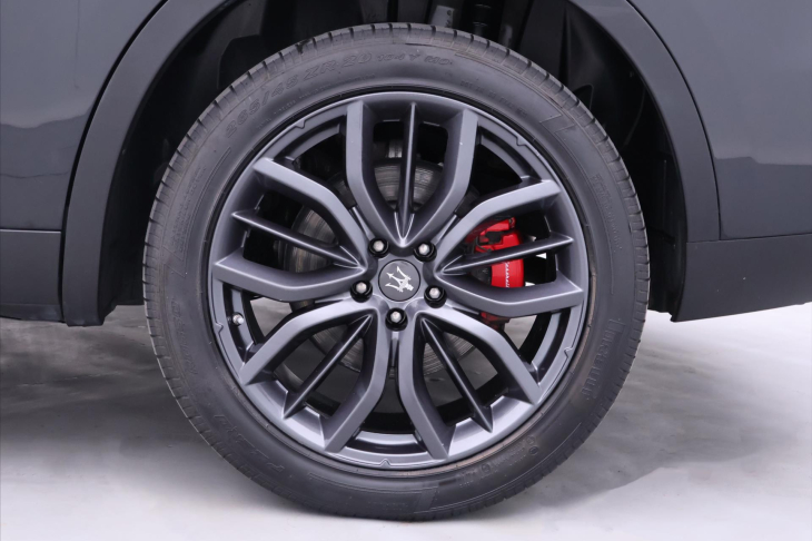 Maserati Levante 3,0 D 184 kW 4x4 Automat Kůže