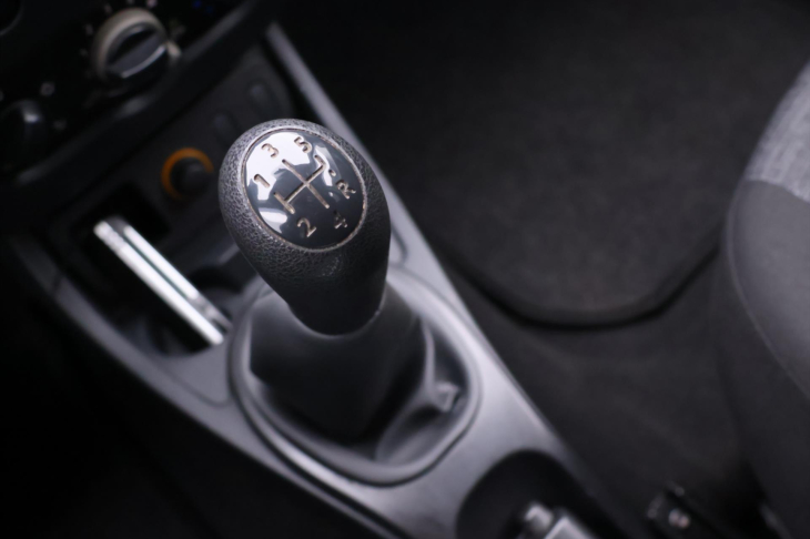 Dacia Duster 1,6 16V 77kW Serv.kn. Tažné