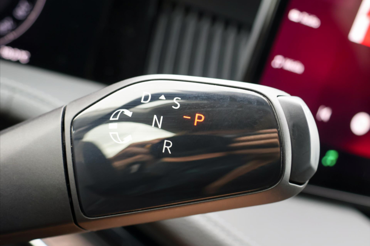 Škoda Superb 2,0 TDI DSG Laurin&Klement DPH