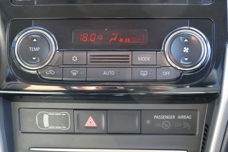 Mitsubishi L200 2,3 DI-D 4WD Intense 1.Maj DPH