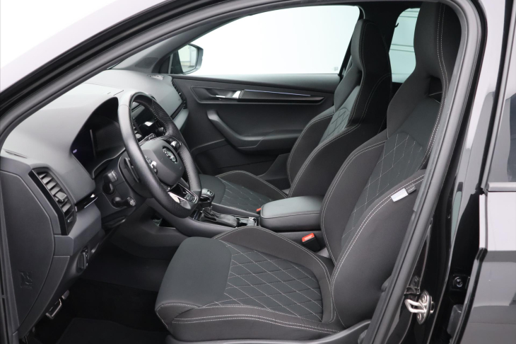 Škoda Karoq 2,0 TDI 4x4 DSG Sportline CZ