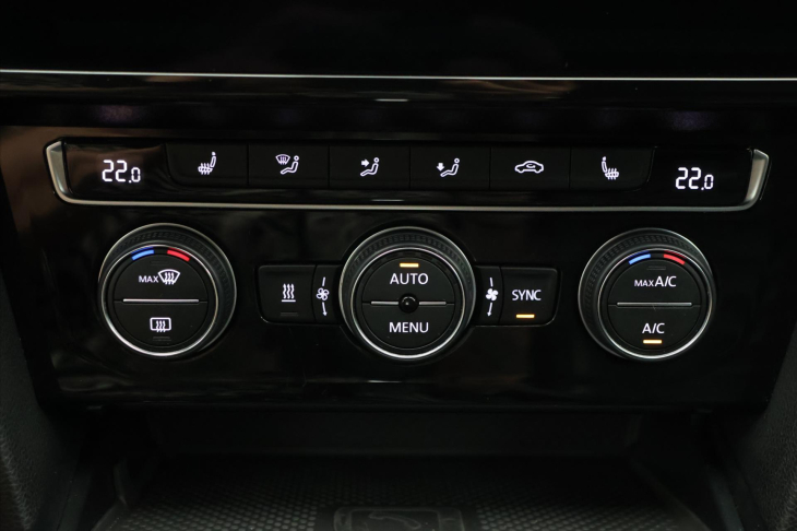 Volkswagen Arteon 2,0 TDI 176 kW 4M R-LINE CZ DPH