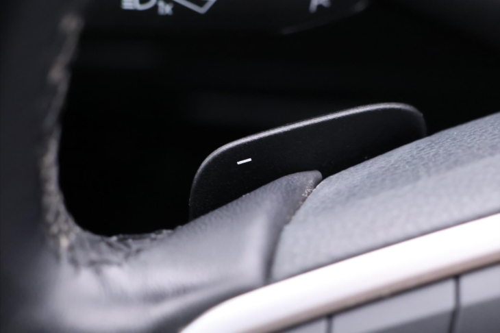 Volkswagen Passat 2,0 TDI 110kW DSG LED DPH