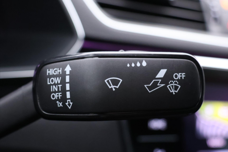 Škoda Superb 2,0 TDI 110kW DSG L&K DPH 1.Maj.