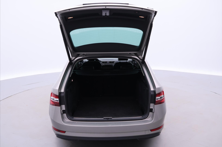 Škoda Superb 2,0 TDI 140kW 4x4 DSG CZ L&K