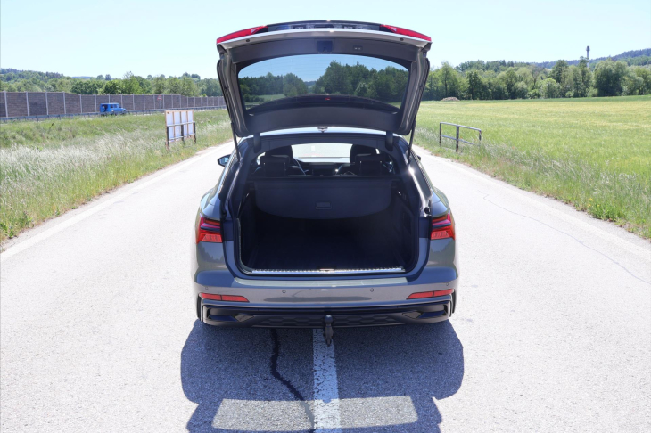 Audi A6 Avant 2,0 40 TDI Quattro S-Line DPH