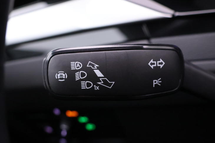 Volkswagen Arteon 2,0 TDI DSG 110kW Elegance CZ DPH