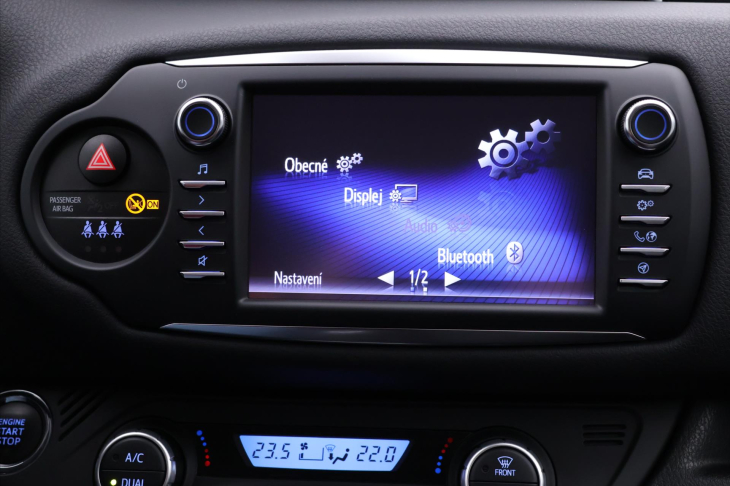 Toyota Yaris 1,5 VVT-i 82kW Aut.klima 1.Maj