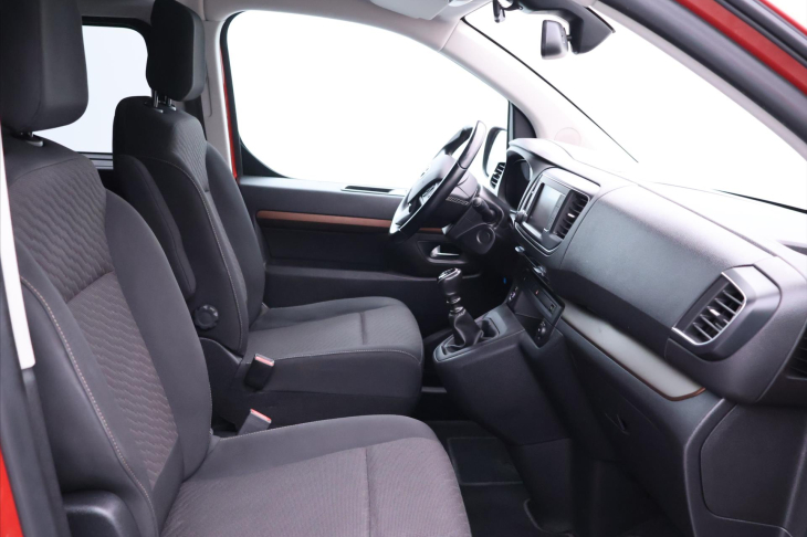 Toyota ProAce Verso 2,0 D-4D L1 Family 8-Míst CZ