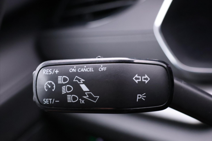 Škoda Octavia 2,0 TDI 85kW Ambition CZ