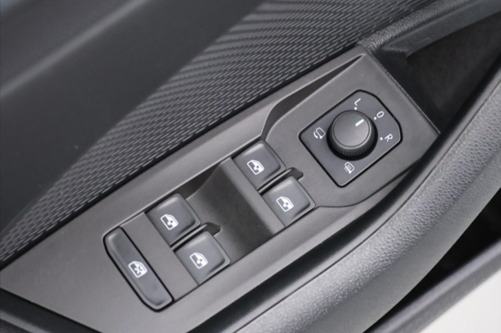 Škoda Octavia 2.0 TDI 110kW DSG Matrix DPH